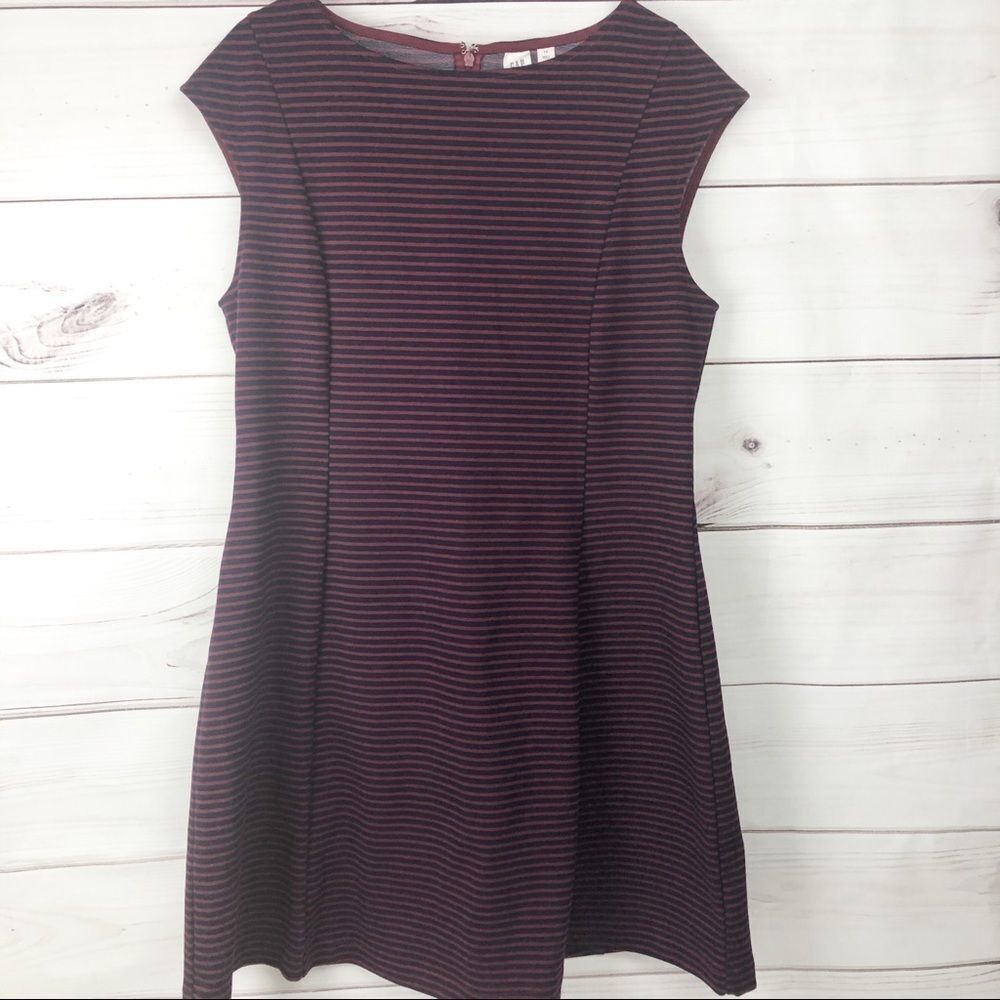 Gap Cap Sleeve Ponte Stripe Dress size 14